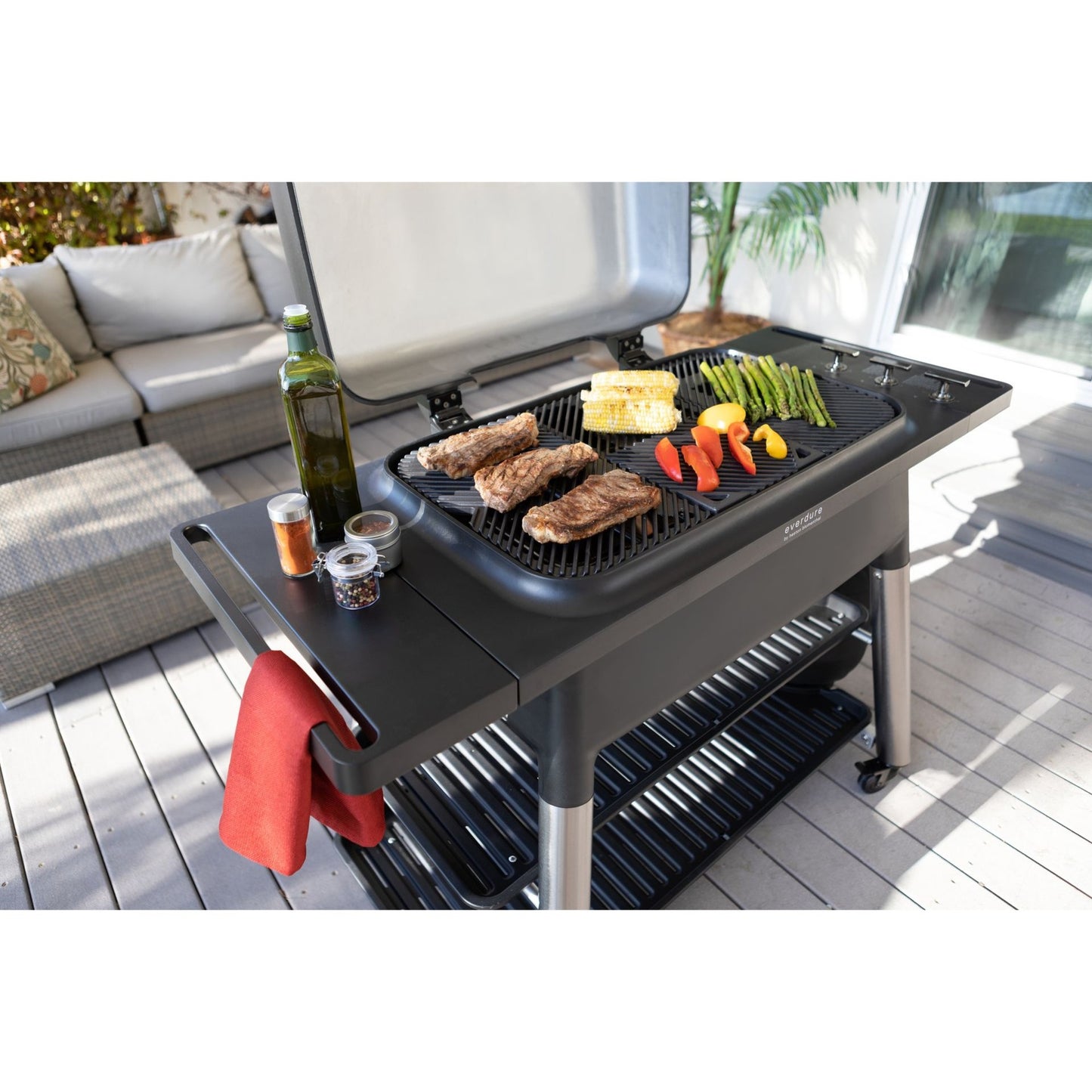 Everdure FURNACE Gasgrill mit Doppelboden