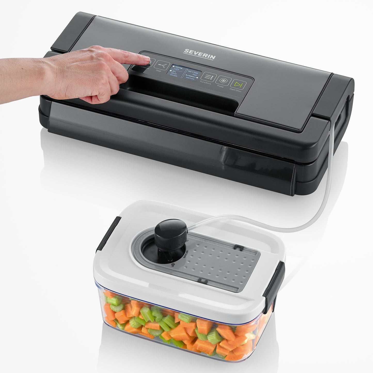 Vacuum sealing starter package: Severin - Vacuum sealer FS 3628 + vacuum roll 20X600