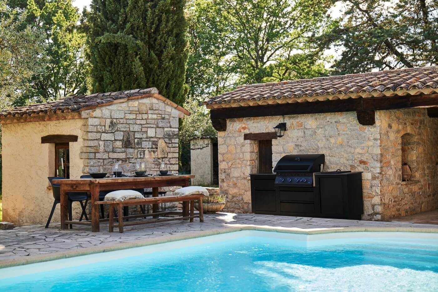 Napoleon - OASIS® 106 Outdoor-Küche, 32-Zoll-Einbaugrill der 700er-Serie