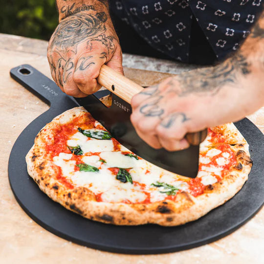 Gozney - Pizza Rocker mit Edelstahlklinge